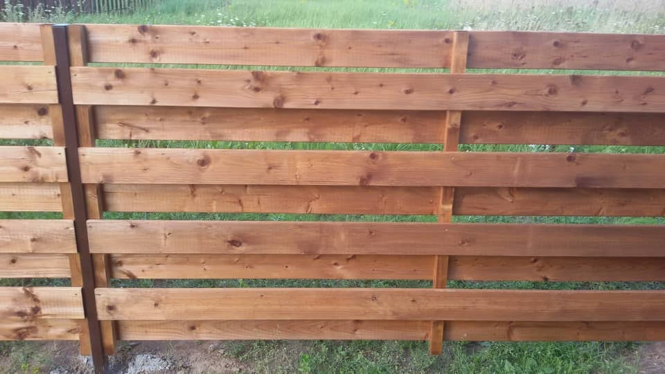 medinės tvoros dvipusė horizontali 21